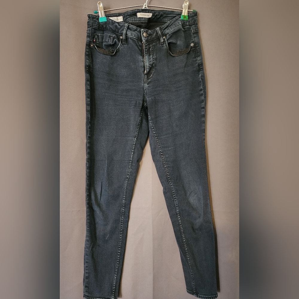 Vigoss Marley Skinny Jeans, Women's size 29W Black Denim Skinny Jeans
